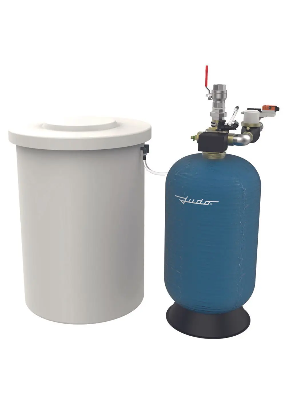 Wassertank mit blauer Oberfläche, verbunden mit einem weißen Vorratsbehälter. An einem Ende befindet sich eine Apparatur der Marke Judo zur Wasserenthärtung.